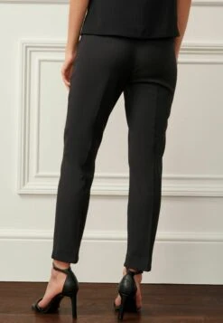 Next Tailored Capri - Chino - Black 7 Next Tailored Capri - Chino - Black -Only Mode Winkel ef862ccff25547869ae80d741803a979