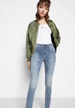 Replay Newluz Hyperflex Bio - Jeans Skinny Fit - Medium Blue 14 Replay Newluz Hyperflex Bio - Jeans Skinny Fit - Medium Blue -Only Mode Winkel ef8ddd98fe834793b9e4579fd7d13710