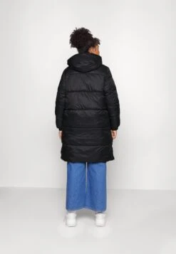 Vero Moda Curve Vmuppsala Coat- Mantel - Black -Only Mode Winkel f06c33dbee104c92b97b1c233b0aa083