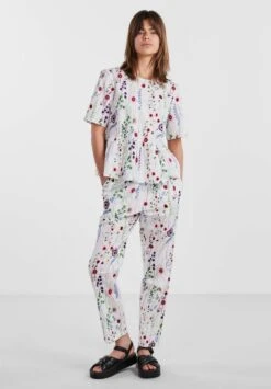 Pieces Straight Leg Pcjalisa - Broek - Bright White -Only Mode Winkel f195ca91025040719ed5e11363d70fc6