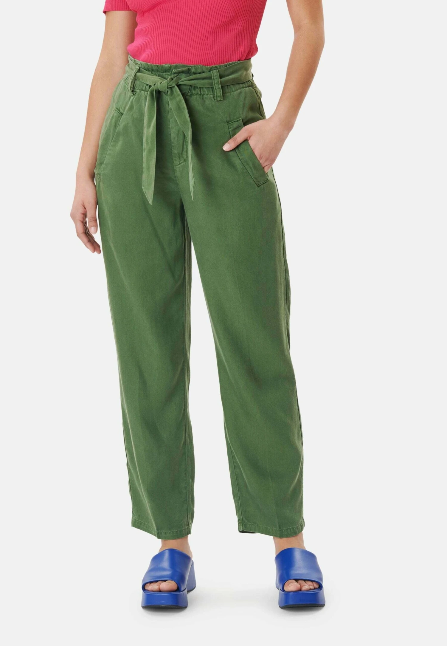 Mendoza - Broek - Ficus 1 Mendoza - Broek - Ficus