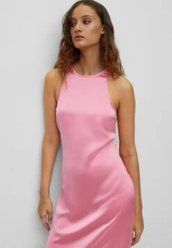 Hugo Katwista - Jurk - Pink Four 9 Hugo Katwista - Jurk - Pink Four -Only Mode Winkel f523a8a1967e41438112084dbcb6f345