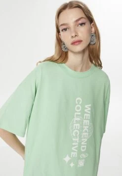 Twist Relaxed Fit Slogan And Visual Printed Combed Cotton - Jerseyjurk - Mint Green 8 Twist Relaxed Fit Slogan And Visual Printed Combed Cotton - Jerseyjurk - Mint Green -Only Mode Winkel f60043335fbf42bf8c9b42980bff9000