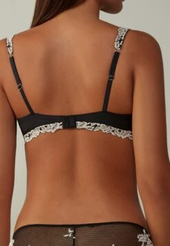 Intimissimi Bellissima Pretty Flowers - Push-Up Bh - Black -Only Mode Winkel f63d1ac2d1924c3bb8166a920b371a38