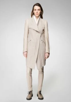 Lisa - Mantel - Stone Beige