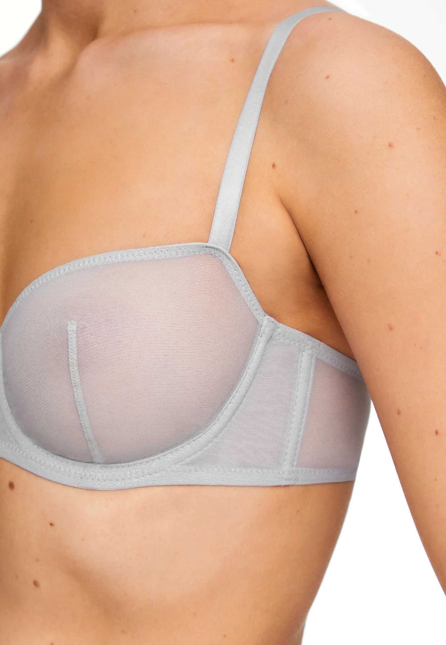 Oysho Non-Padded Underwired In Shiny - Voorgevormde Bh - Grey 5 Oysho Non-Padded Underwired In Shiny - Voorgevormde Bh - Grey - Afbeelding 5