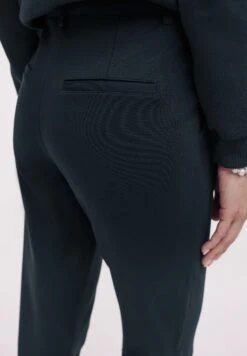 Weekend Dreamer - Chino - Navy 9 Weekend Dreamer - Chino - Navy -Only Mode Winkel fc5f412b0cd844718b1a442283a6215b