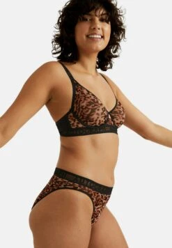 Marks & Spencer Tivoli High Leg - Slip - Cinnamon Blush -Only Mode Winkel fca4099114cd4c56914b7c202e55c30c