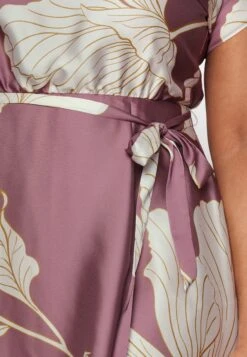 Curve Cocktail Dress- Cocktailjurk - Mauve -Only Mode Winkel fcd41104fd1c4f1b8d53a3ebea18f212