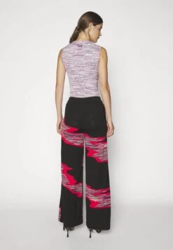 Missoni Trousers - Broek - Space Dyed Red 10 Missoni Trousers - Broek - Space Dyed Red -Only Mode Winkel fd3b24c0bfa7486c94a720b615f9ae9b