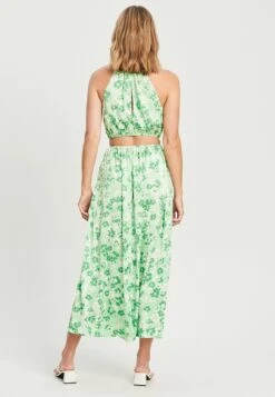 Calli Heath- Jurk - Sage Animal Floral 9 Calli Heath- Jurk - Sage Animal Floral -Only Mode Winkel fd7bb4796c9344ebabc5bc5735a414f1