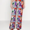 COLOURFUL REBEL Melody Big Flower Straight Pants - Broek - Multi-Coloured