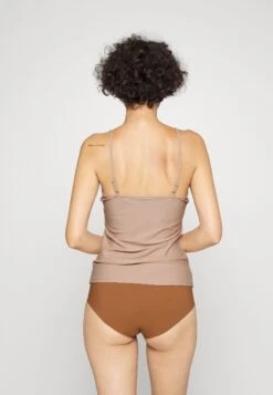 Vero Moda Vmmerle Singlet - Hemd - Stucco -Only Mode Winkel ff751d61fa2a466c98d954b6f4407dba